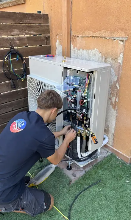 Connexió d'una unitat exterior durant la instal·lació